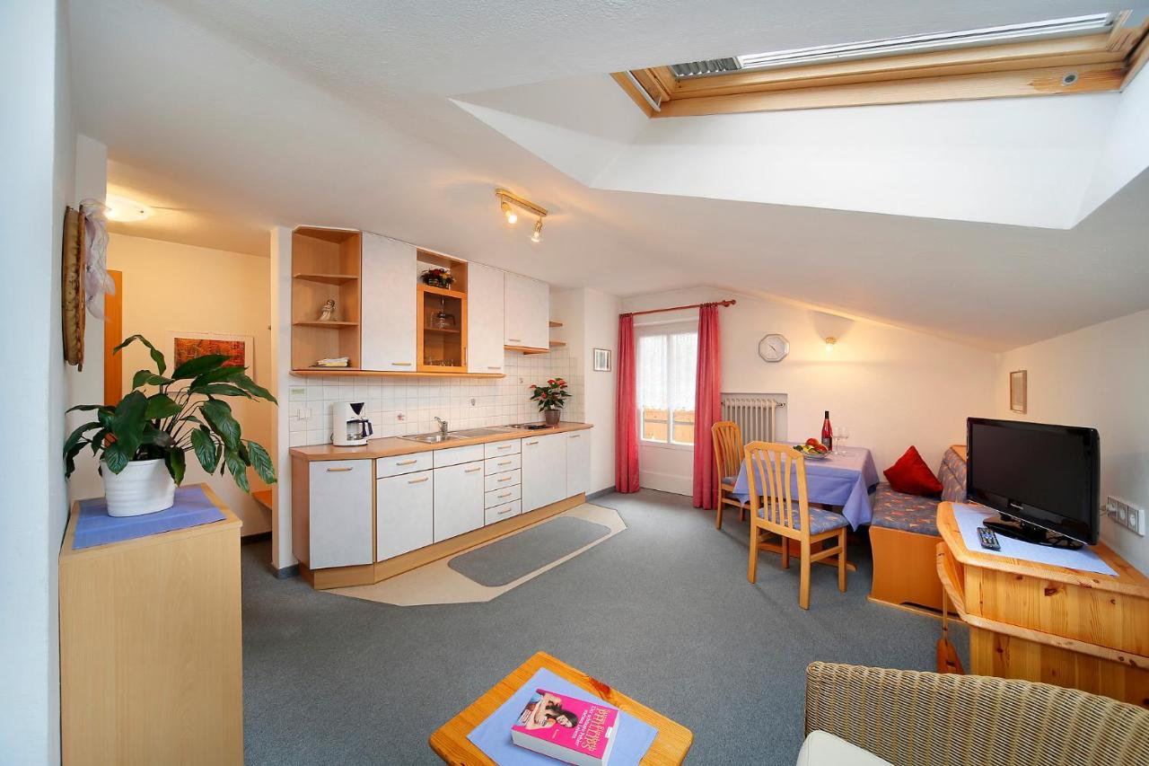 Ferienwohnung Haus Bernhard Schenna Exterior foto