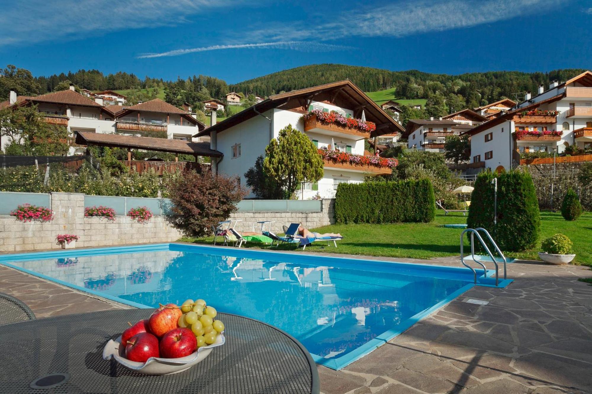Ferienwohnung Haus Bernhard Schenna Exterior foto